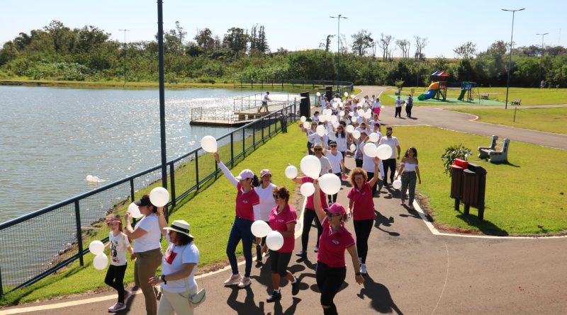 Caminhada do Meio-Dia mobiliza maripaenses no combate ao feminicídio